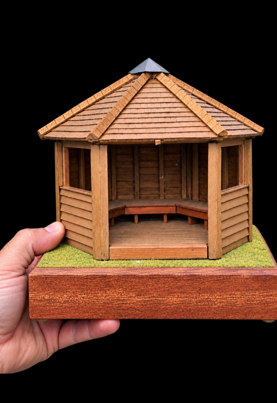 A recent commission — a hand-crafted golf trophy made from wood by Little World Workshop