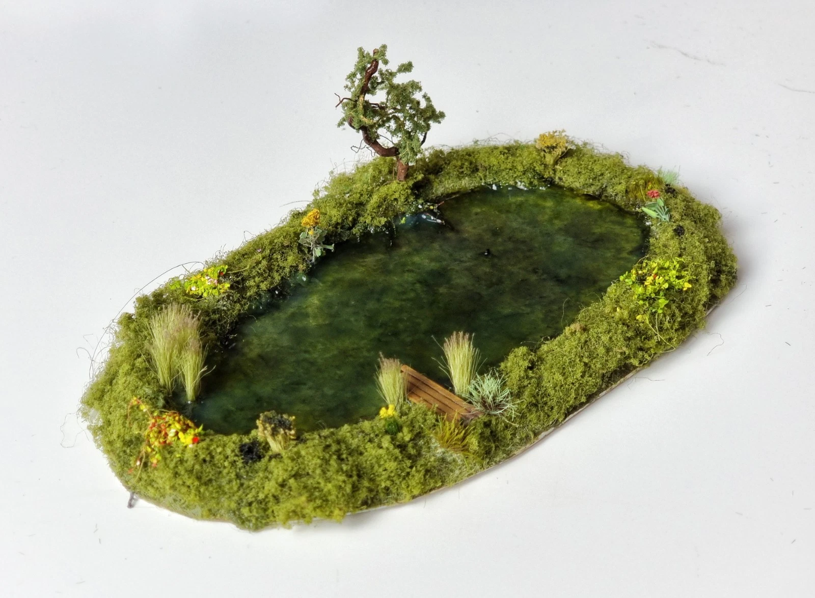 Handcrafted OO gauge ponds for model railways