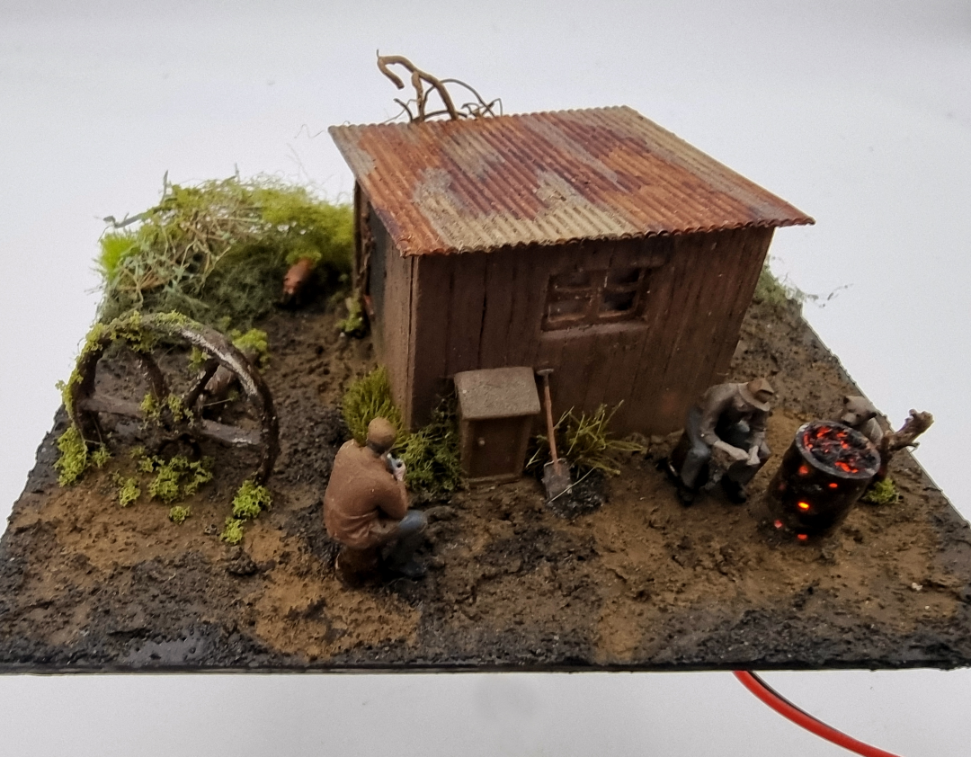 OO gauge model railway lineside hut diorama with workmen and a fox — Little World Workshop